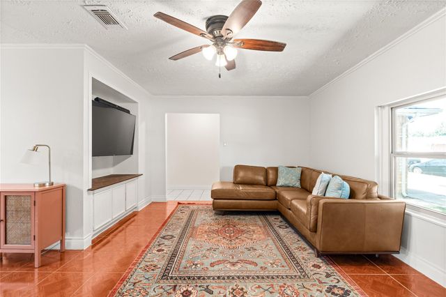7359 Stone Pine Lane, Houston, TX 77041