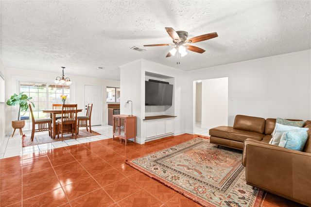 7359 Stone Pine Lane, Houston, TX 77041