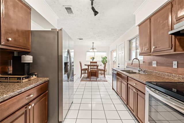 7359 Stone Pine Lane, Houston, TX 77041