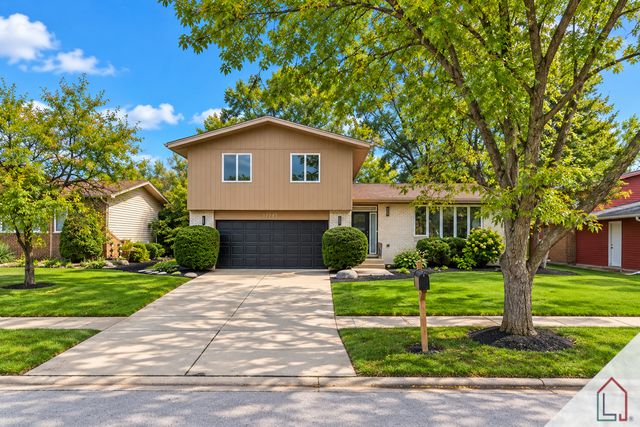 5252 Arquilla Drive, Richton Park, IL 60471