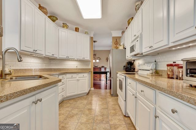 118 Augusta Drive, Peachtree City, GA 30269