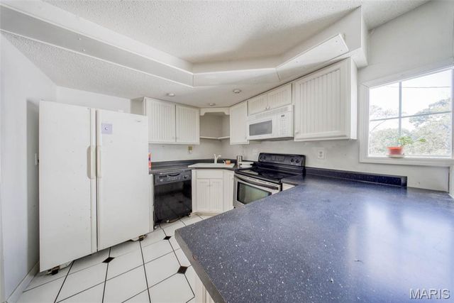 13311 State Route H, St James, MO 65559