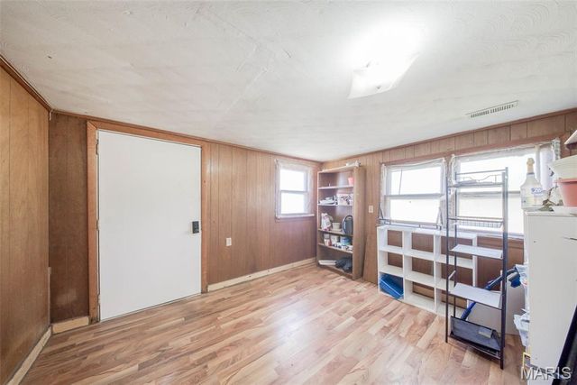 13311 State Route H, St James, MO 65559