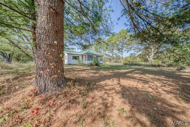 13311 State Route H, St James, MO 65559