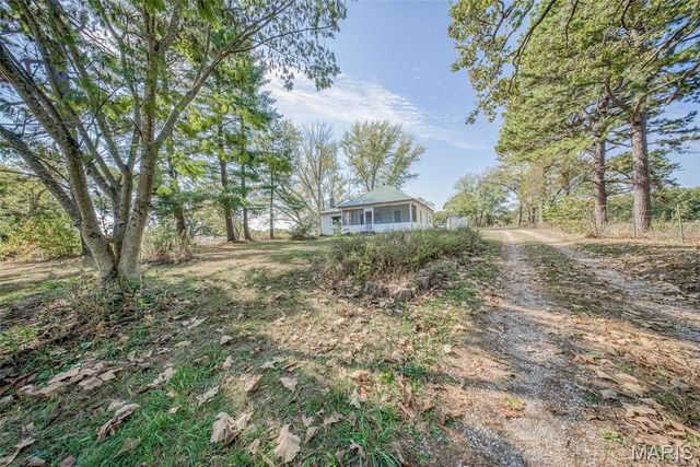 13311 State Route H, St James, MO 65559