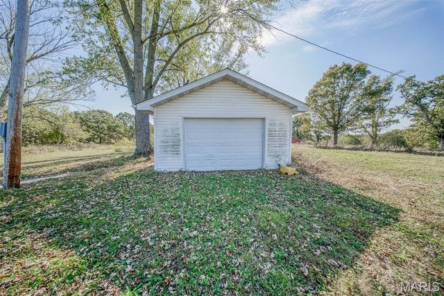 13311 State Route H, St James, MO 65559