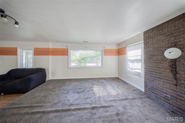 13311 State Route H, St James, MO 65559