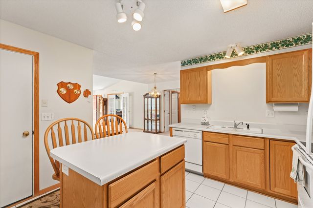 130 NW Georgetown Boulevard 2, Ankeny, IA 50023