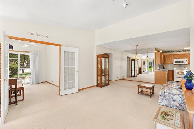 130 NW Georgetown Boulevard 2, Ankeny, IA 50023