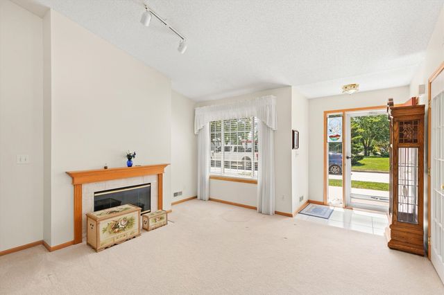 130 NW Georgetown Boulevard 2, Ankeny, IA 50023