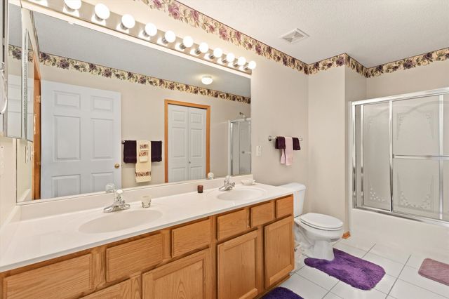 130 NW Georgetown Boulevard 2, Ankeny, IA 50023