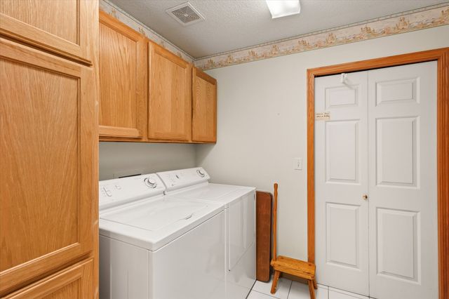 130 NW Georgetown Boulevard 2, Ankeny, IA 50023