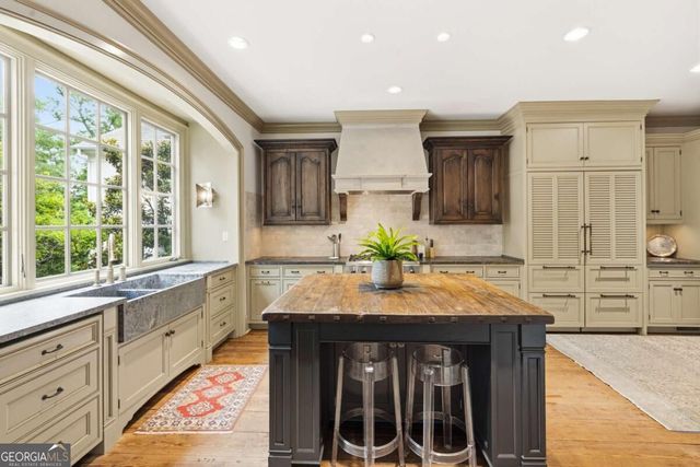 45 Montclair Drive NE, Atlanta, GA 30309