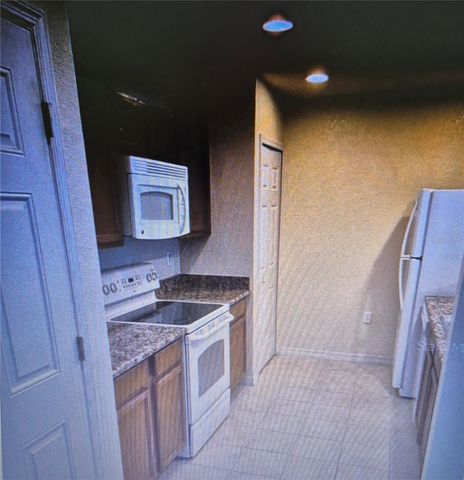 4600 E MOODY BOULEVARD 8B, Bunnell, FL 32110
