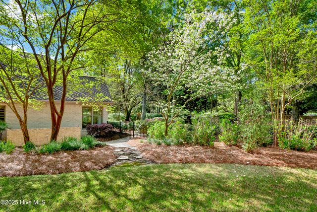 7102 Saybrook Drive, Wilmington, NC 28405