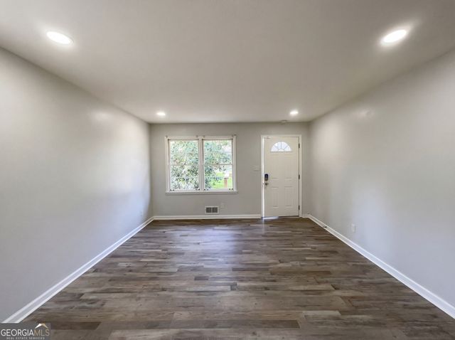 711 Cedar Avenue NW, Atlanta, GA 30318