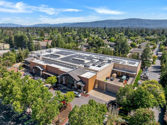 15 Los Altos Square 15, Los Altos, CA 94022