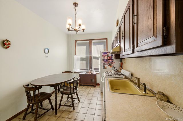 1631 Bogart Avenue, Bronx, NY 10462