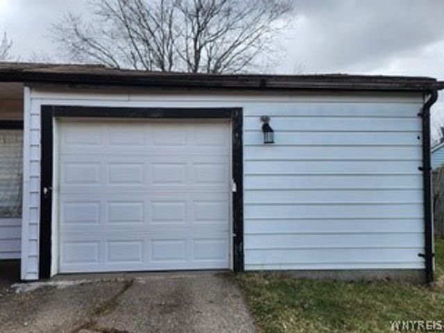 249 French Road, Cheektowaga, NY 14043