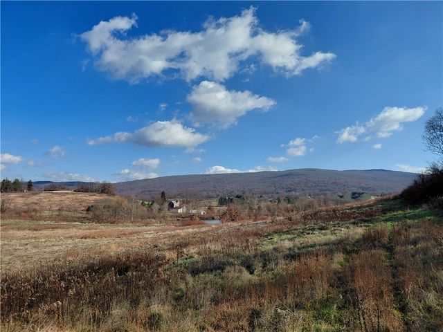 01 Christ's Lane, Unity Twp, PA 15650