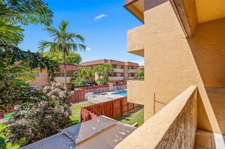 9952 SW 88th St 9952, Miami, FL 33176