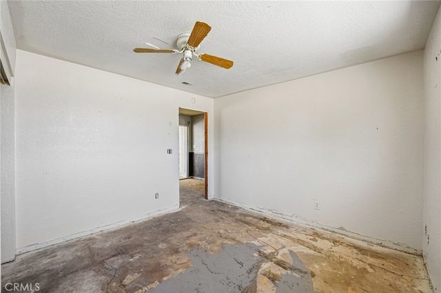 13207 Nicola Road, Apple Valley, CA 92308