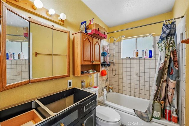 13207 Nicola Road, Apple Valley, CA 92308