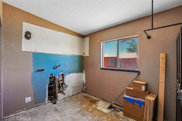 13207 Nicola Road, Apple Valley, CA 92308