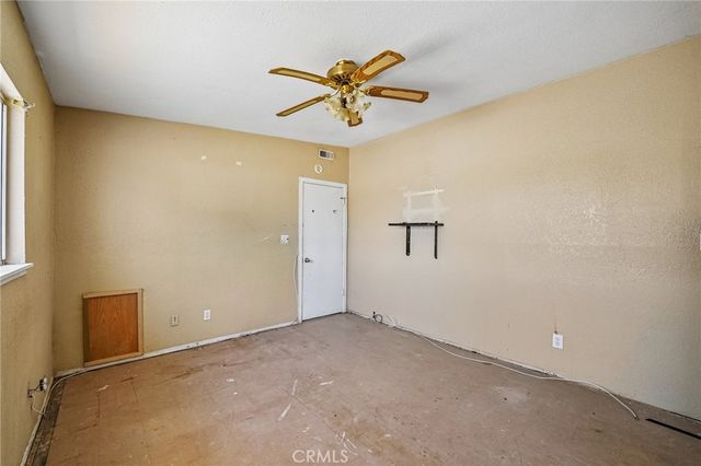 13207 Nicola Road, Apple Valley, CA 92308