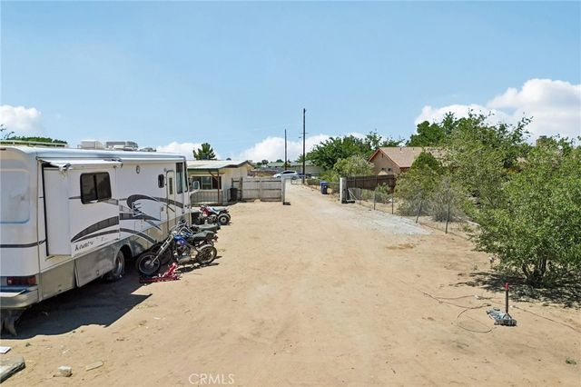 13207 Nicola Road, Apple Valley, CA 92308