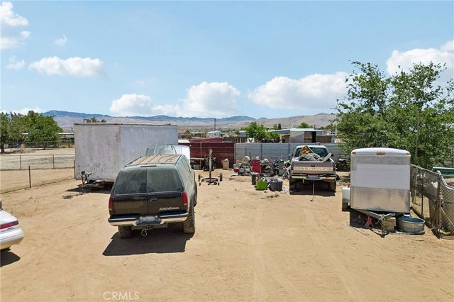 13207 Nicola Road, Apple Valley, CA 92308