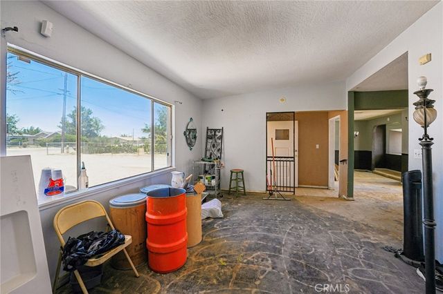 13207 Nicola Road, Apple Valley, CA 92308