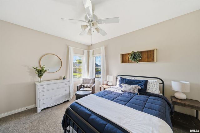 6010 W WOODBRIDGE Place, Peoria, IL 61615