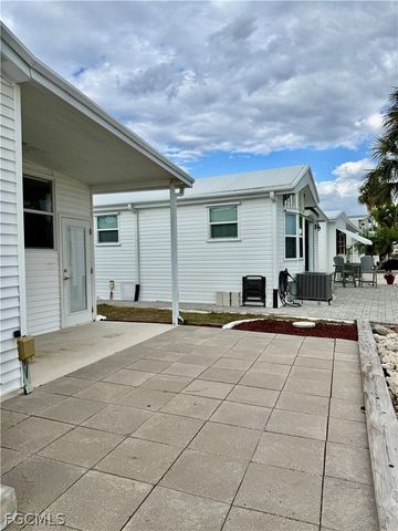 565 Cattleya Refuge 565, Naples, FL 34114