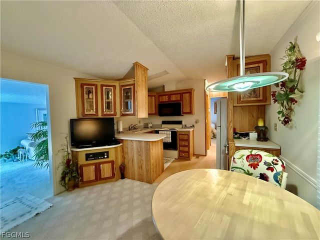 565 Cattleya Refuge 565, Naples, FL 34114