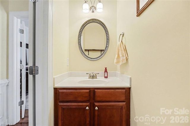 115 Town Lot Drive, Pfafftown, NC 27040