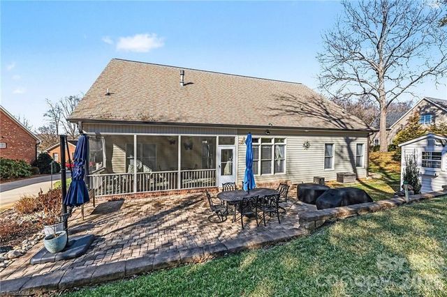 115 Town Lot Drive, Pfafftown, NC 27040
