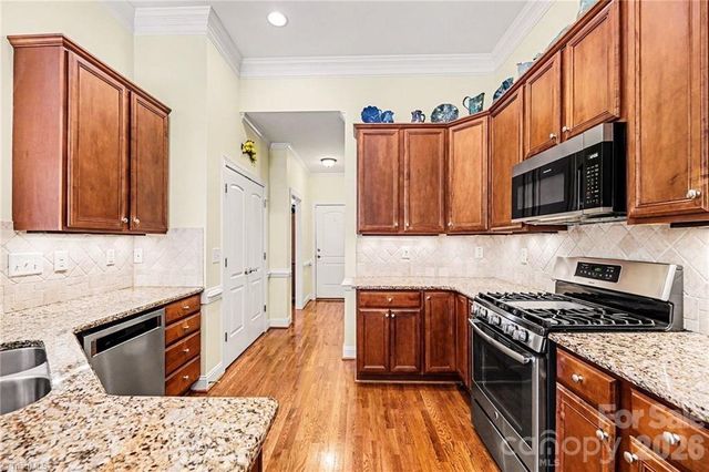 115 Town Lot Drive, Pfafftown, NC 27040