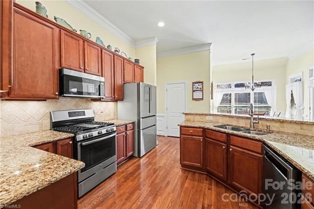 115 Town Lot Drive, Pfafftown, NC 27040