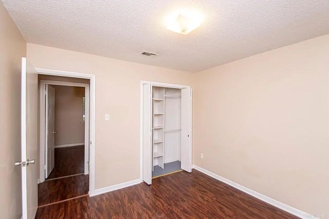 17 Compass Point St Point, Sherwood, AR 72120