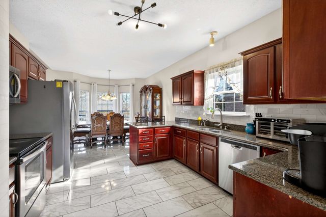 7336 Sugarloaf Dr, Nashville, TN 37211