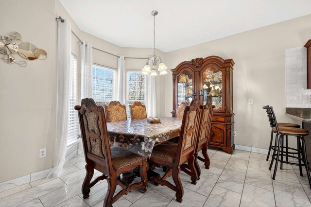 7336 Sugarloaf Dr, Nashville, TN 37211