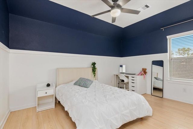 17814 Tree Of Heaven, Conroe, TX 77385