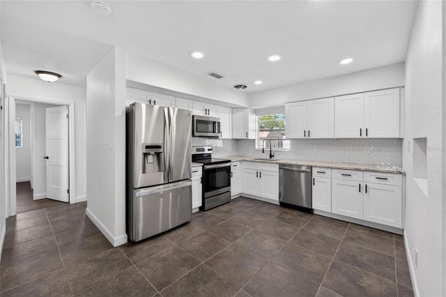 314 COUNTRY CLUB DRIVE, Oldsmar, FL 34677