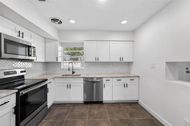 314 COUNTRY CLUB DRIVE, Oldsmar, FL 34677