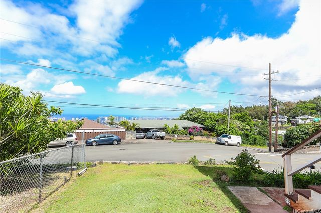 2505 Peter Street, Honolulu, HI 96816
