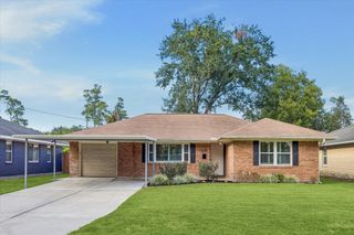 2318 Cheshire Lane, Houston, TX 77018