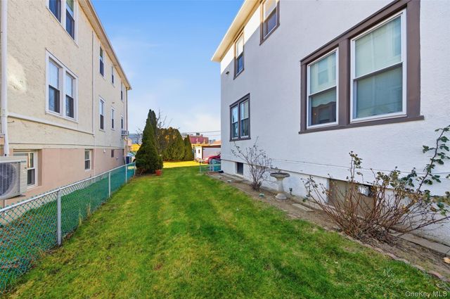 14 aka 26 Huber Place, Yonkers, NY 10704