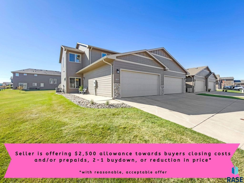 5839 S Bounty Pl Place, Sioux Falls, SD 57108