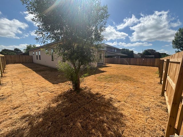 15623 Fair Ln, Selma, TX 78154